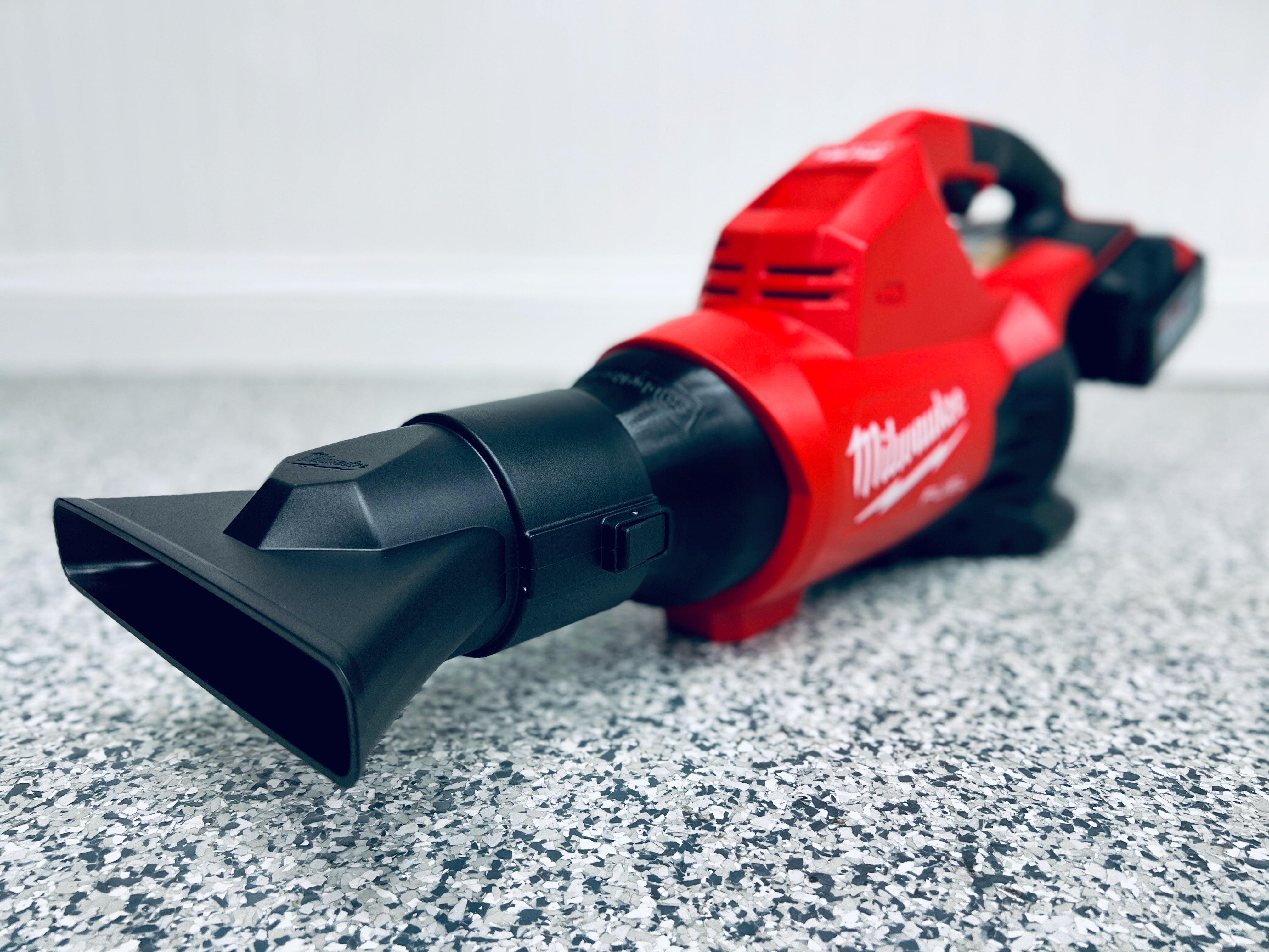 Stubby Nozzle Co. STUBBY® Nozzle Adapter for Milwaukee M18 FUEL Dual Battery Leaf Blower (2824-20) - car drying blower nozzle attachment