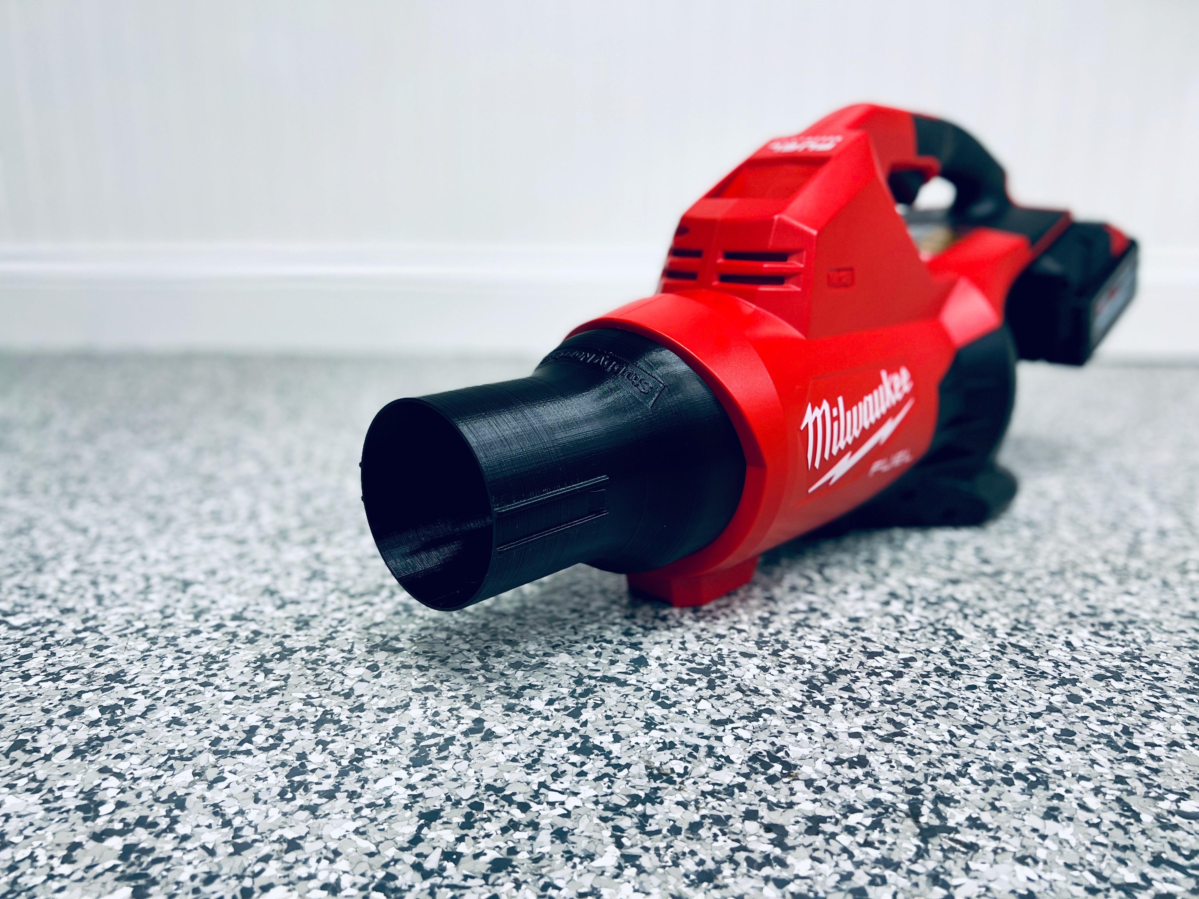 Stubby Nozzle Co. STUBBY® Nozzle Adapter for Milwaukee M18 FUEL Dual Battery Leaf Blower (2824-20) - detail shot 4