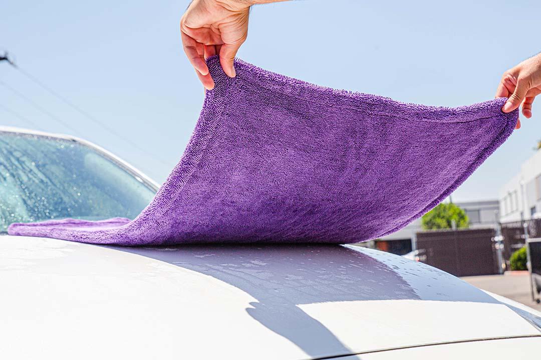 MaxShine Serrano's Mobile Detailing Car Cleaning Kit Serrano’s Mobile Detailing brings you a starter car cleaning kit that takes your car’s appearance to the