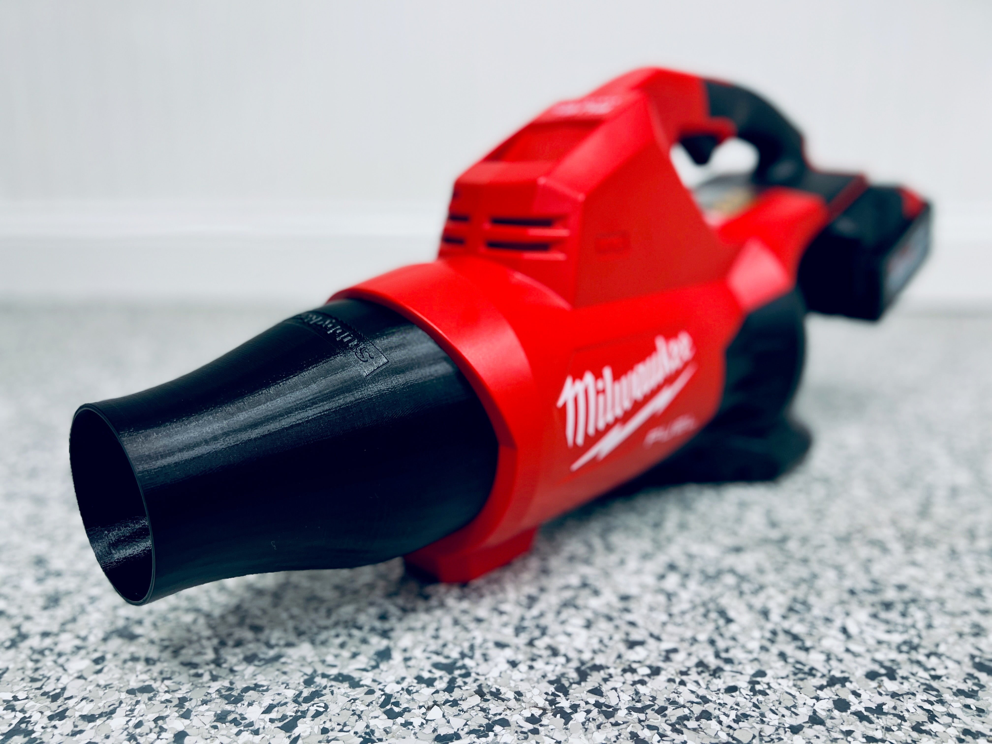 Stubby Nozzle Co. STUBBY® Car Drying Nozzle for Milwaukee M18 FUEL Dual Battery Leaf Blower (2824-20) - detail shot 5