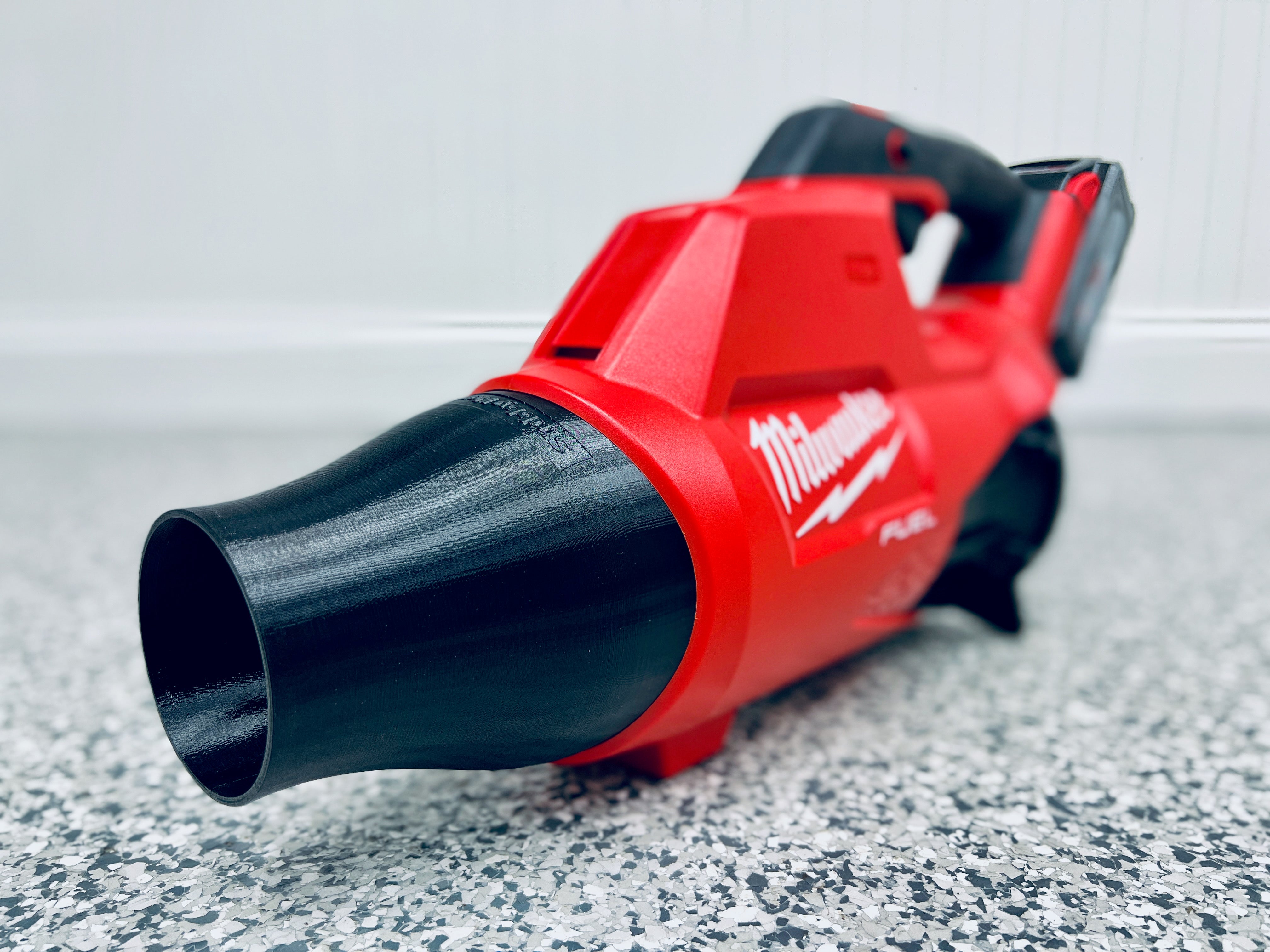 Stubby Nozzle Co. STUBBY® Car Drying Nozzle for Milwaukee M18 FUEL Gen I & II Single Battery Leaf Blowers (2724-20 & 2728-20) - detail shot 5