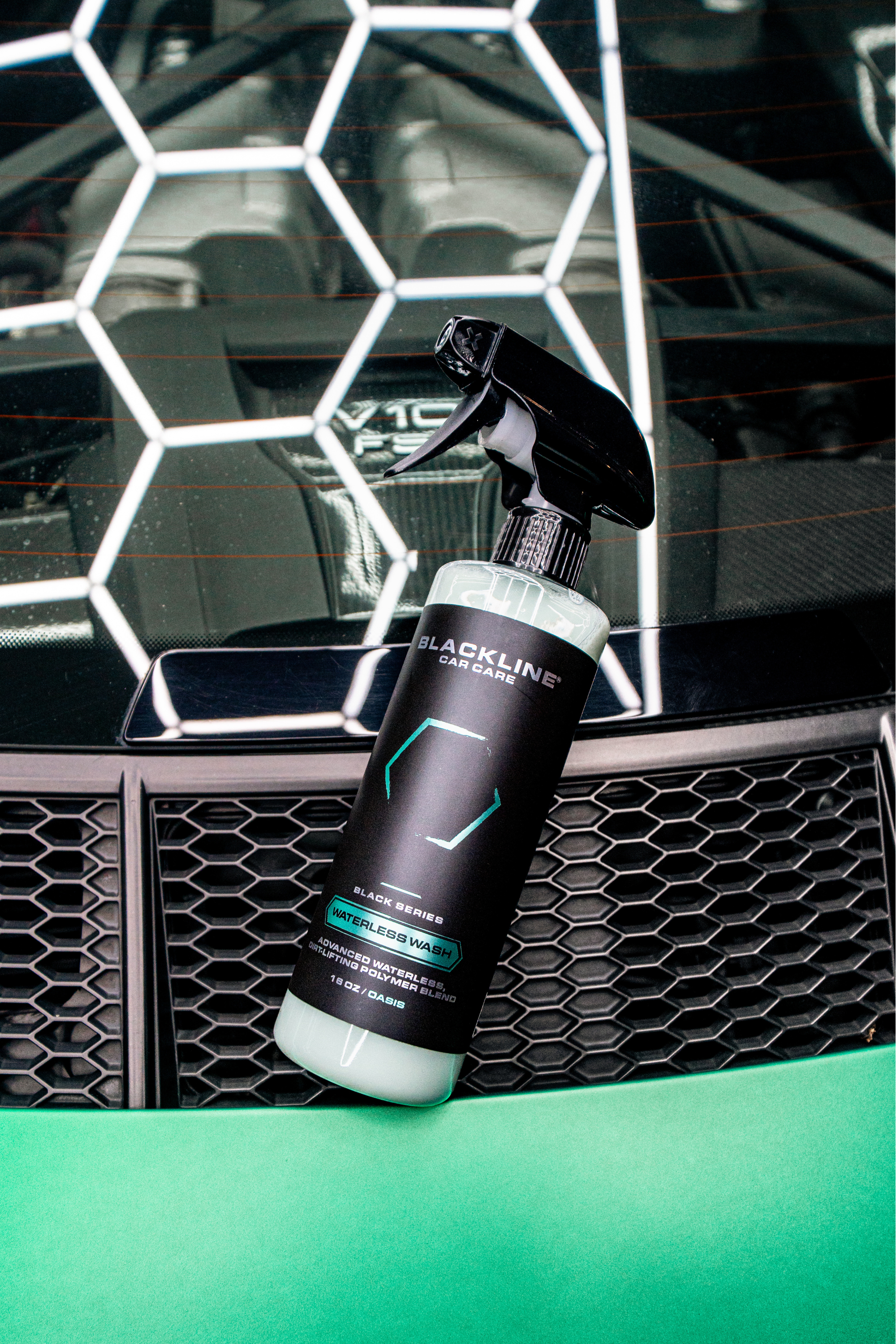 Blackline Car Care BLACKLINE® WATERLESS WASH - detail shot 4