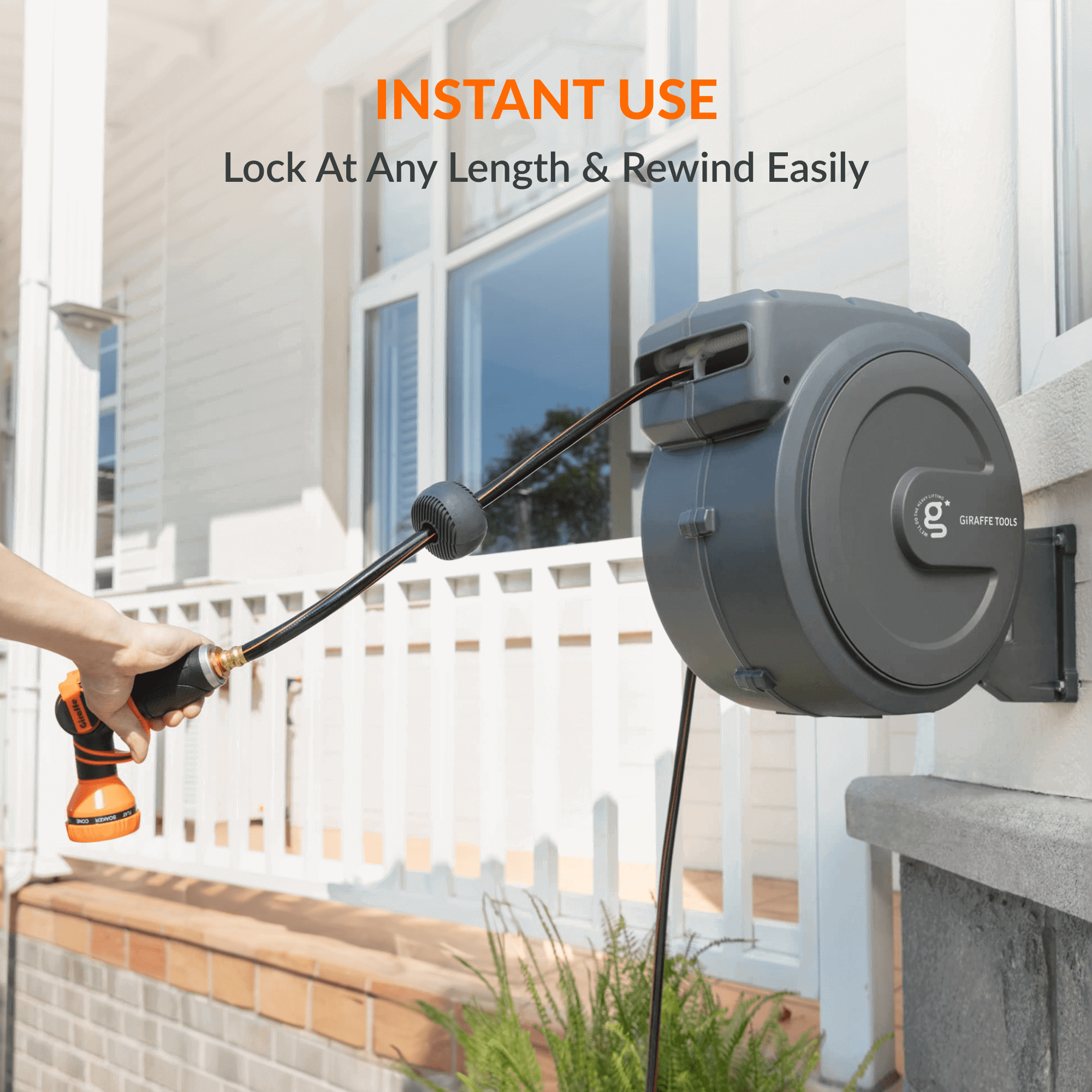 The auto-rewind system, hose locker and 9-mode nozzle make the hose reel more convenient to use.