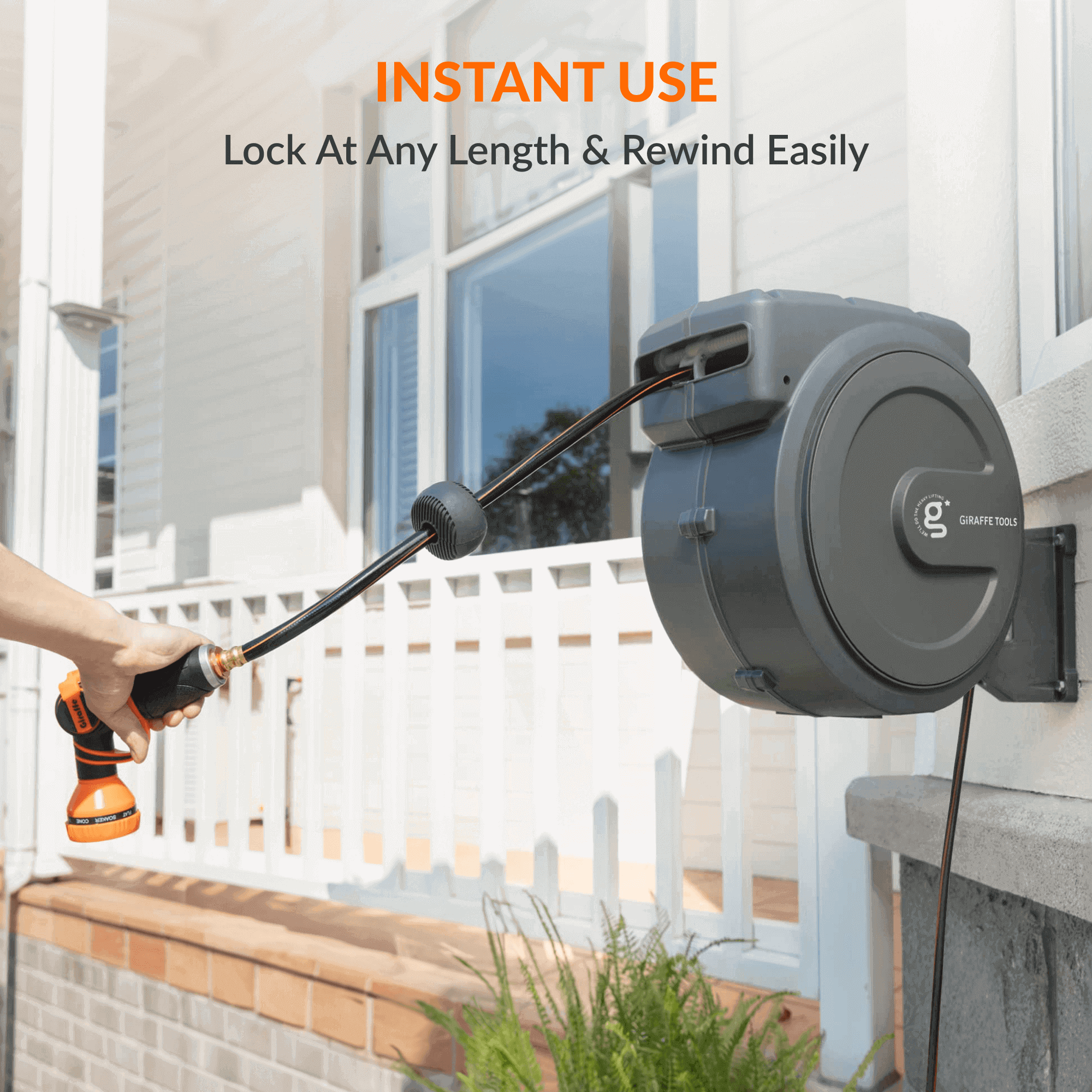 The auto-rewind system, hose locker and 9-mode hose nozzle make the hose reel more convenient to use.