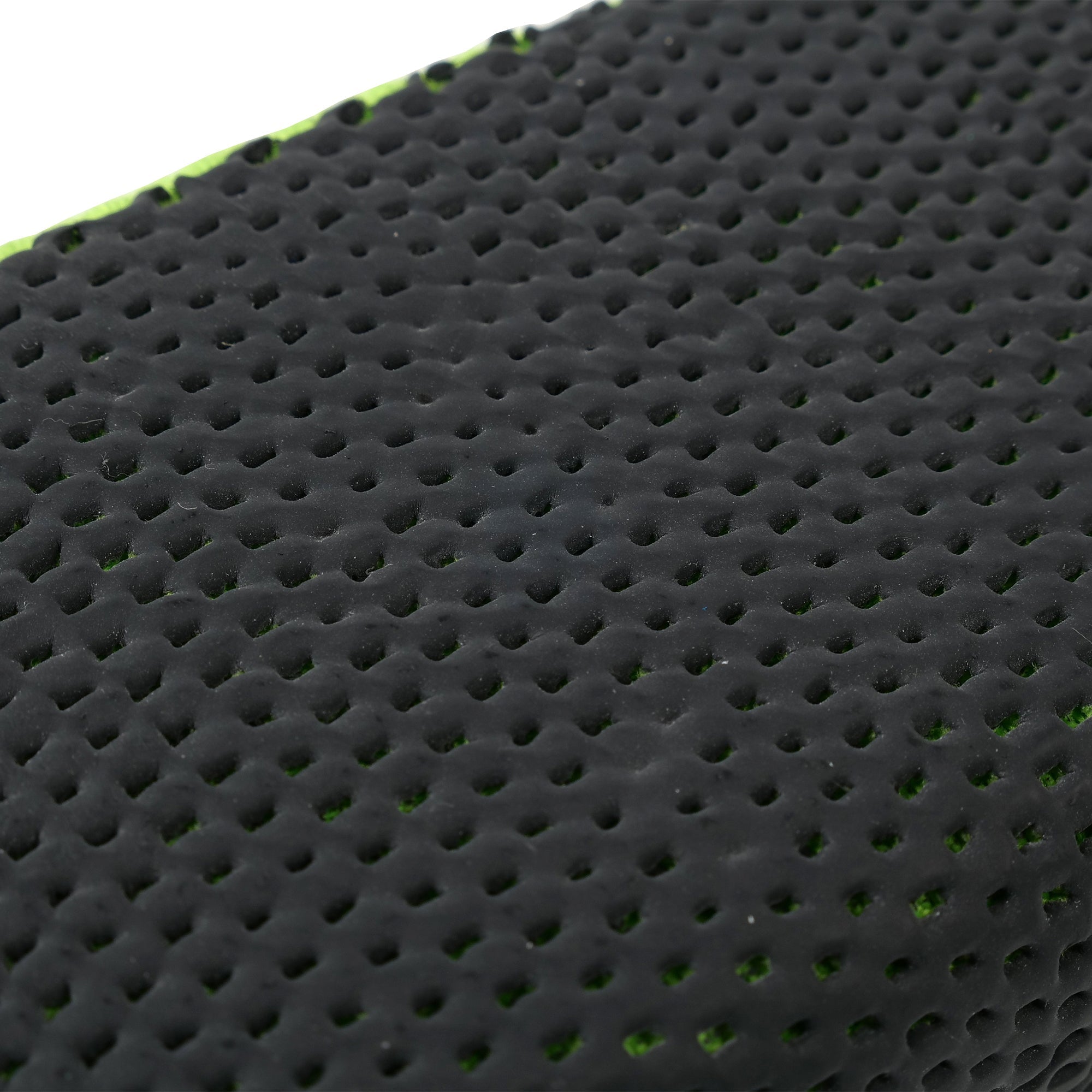 Clay Sponges and Wash Pads Clay Sponges are the first step in removing above-surface contaminants from your vehicle’s paint, and achieving a smooth, glossy
