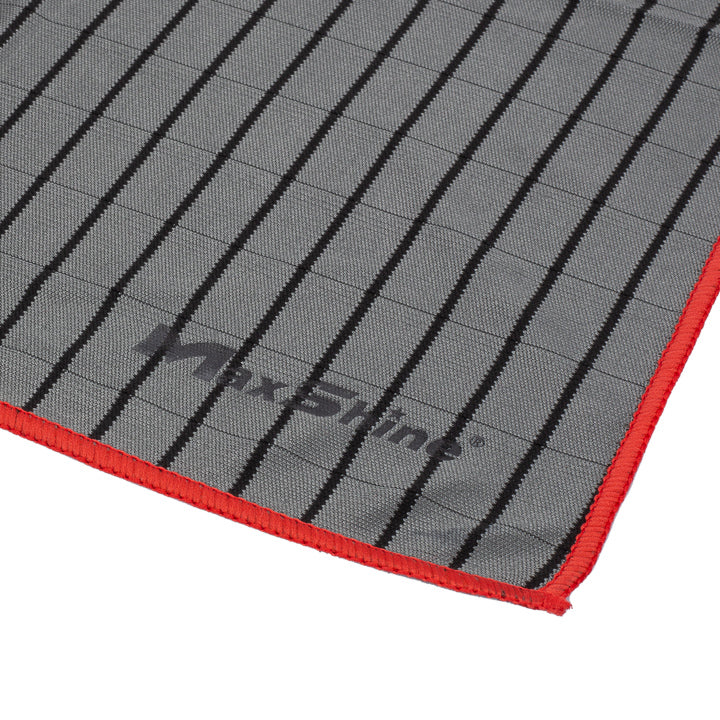 Carbon Fiber Towel Unique Weave for Versatile Cleaning The secret behind this Carbon Fiber Towel lies in its distinctive construction. The carbon fiber strands