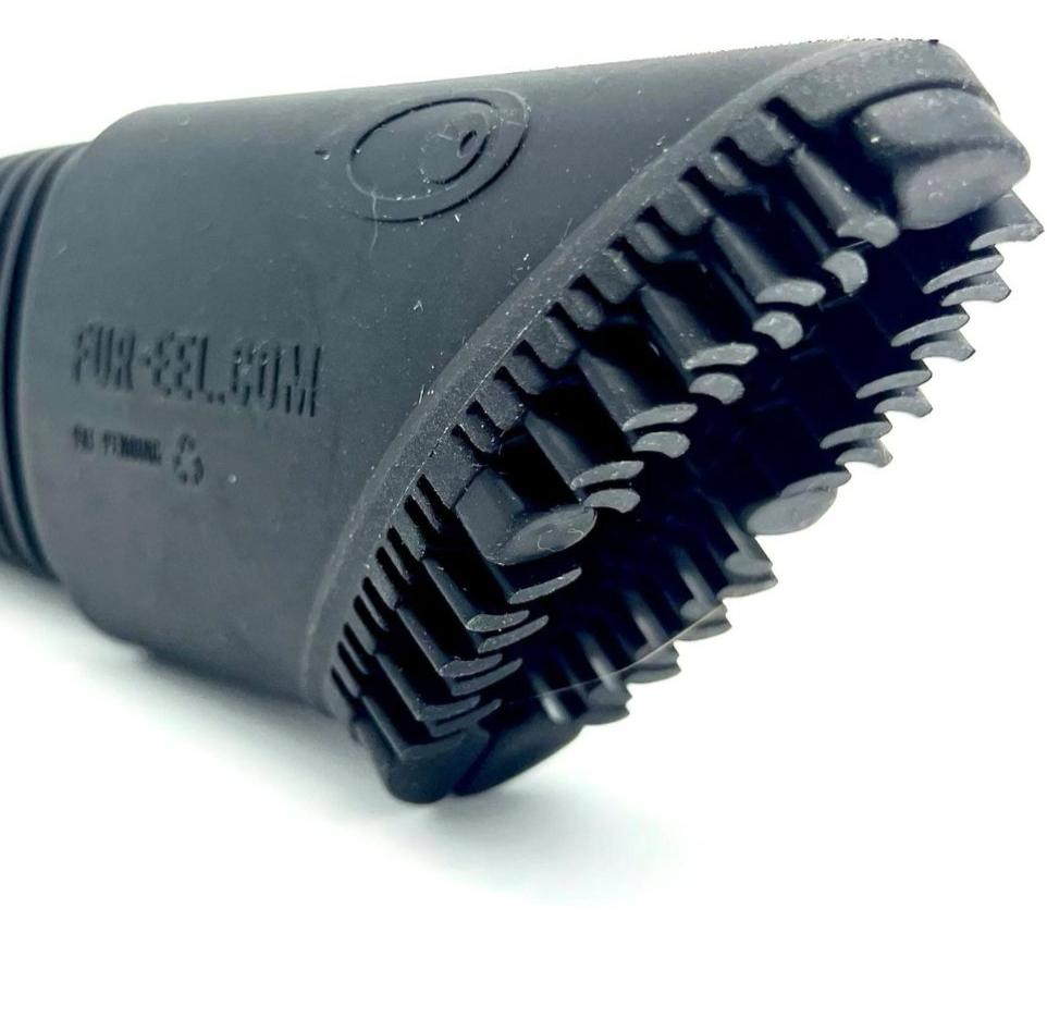 Fur Eel Pro II Refill – 5X Faster Fur Removal Already have the Fang Adapter ? Snap on a fresh Fur Eel Pro II and keep every surface fur-free. Why You’ll Love