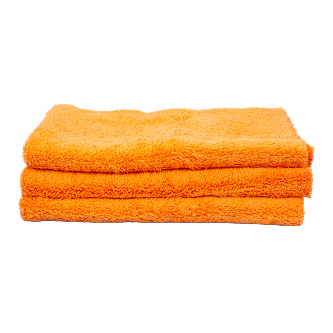 Maxshine Microfiber Cleaning | 600GSM Plush Microfiber Buffing Towel product closeup - auto detailing equipment