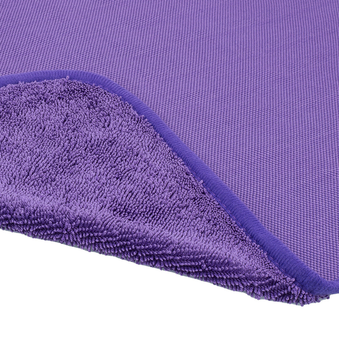 Car Care Towel Lightweight, Highly Absorbent Car Drying Using the Single Twisted Loop car care towel you can dry vehicles faster and easier. Using the same