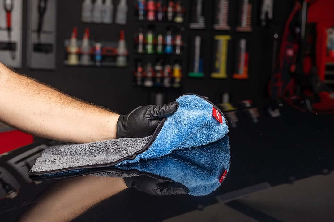 MaxShine Serrano's Mobile Detailing Car Cleaning Kit Serrano’s Mobile Detailing brings you a starter car cleaning kit that takes your car’s appearance to the