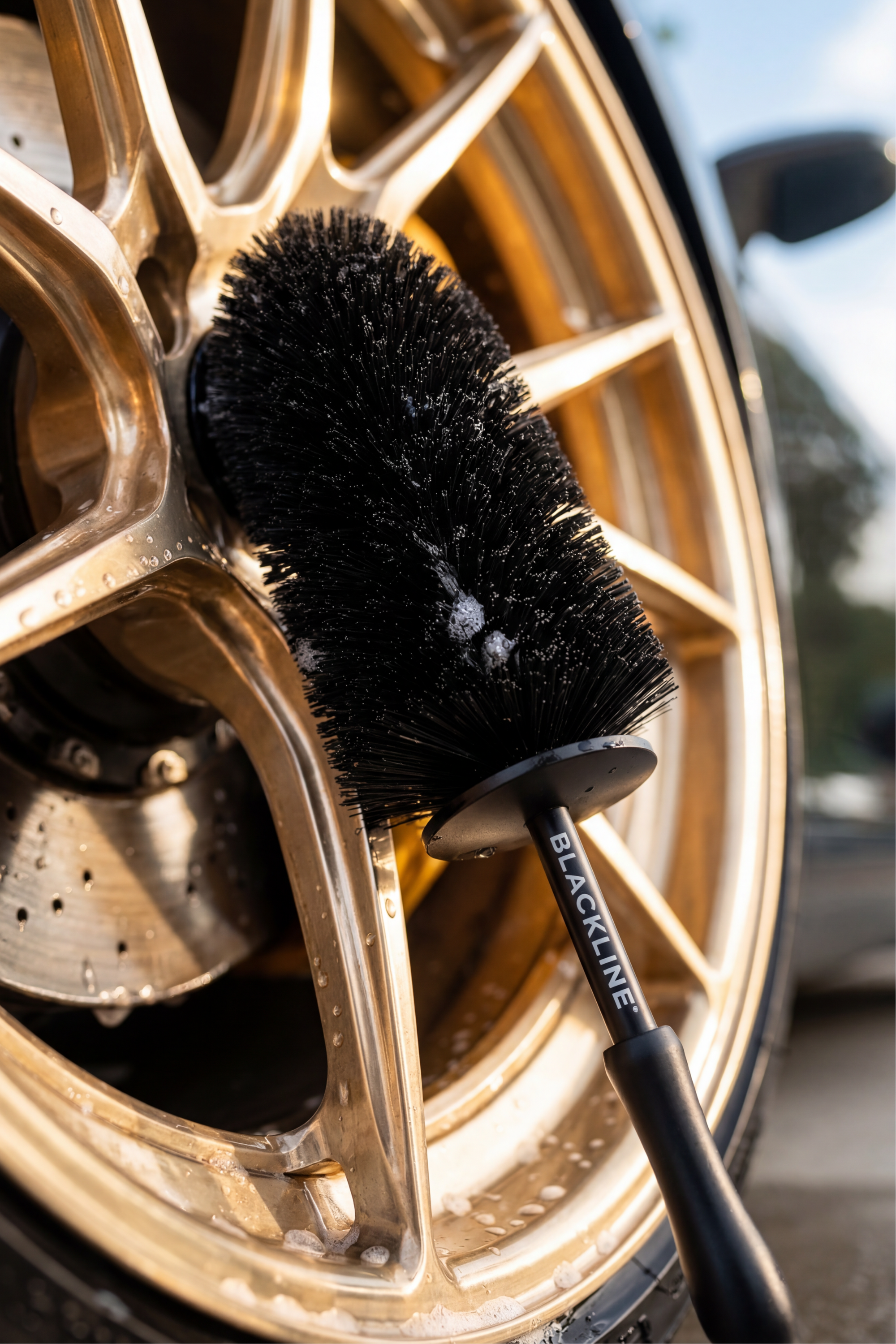 Blackline Car Care BLACKLINE® WHEEL BARREL BRUSH - detail shot 4