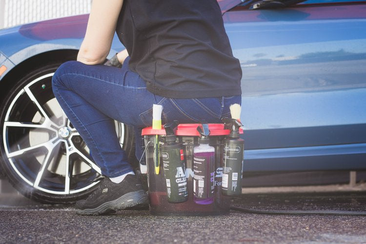 The Bucket Lid Seat – Multifunctional Bucket Lid The Bucket Lid Seat is a multifunctional accessory designed for convenience during car detailing, fitting any