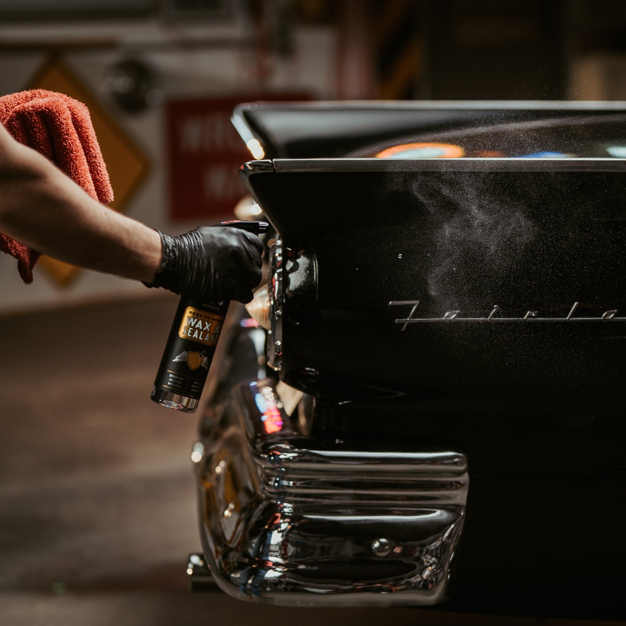 Best in Show Sealant enhances the luster of the paint on your SUV, car, truck, RV, motorcycle, boat, & more. It creates a mirror-like finish, turning heads