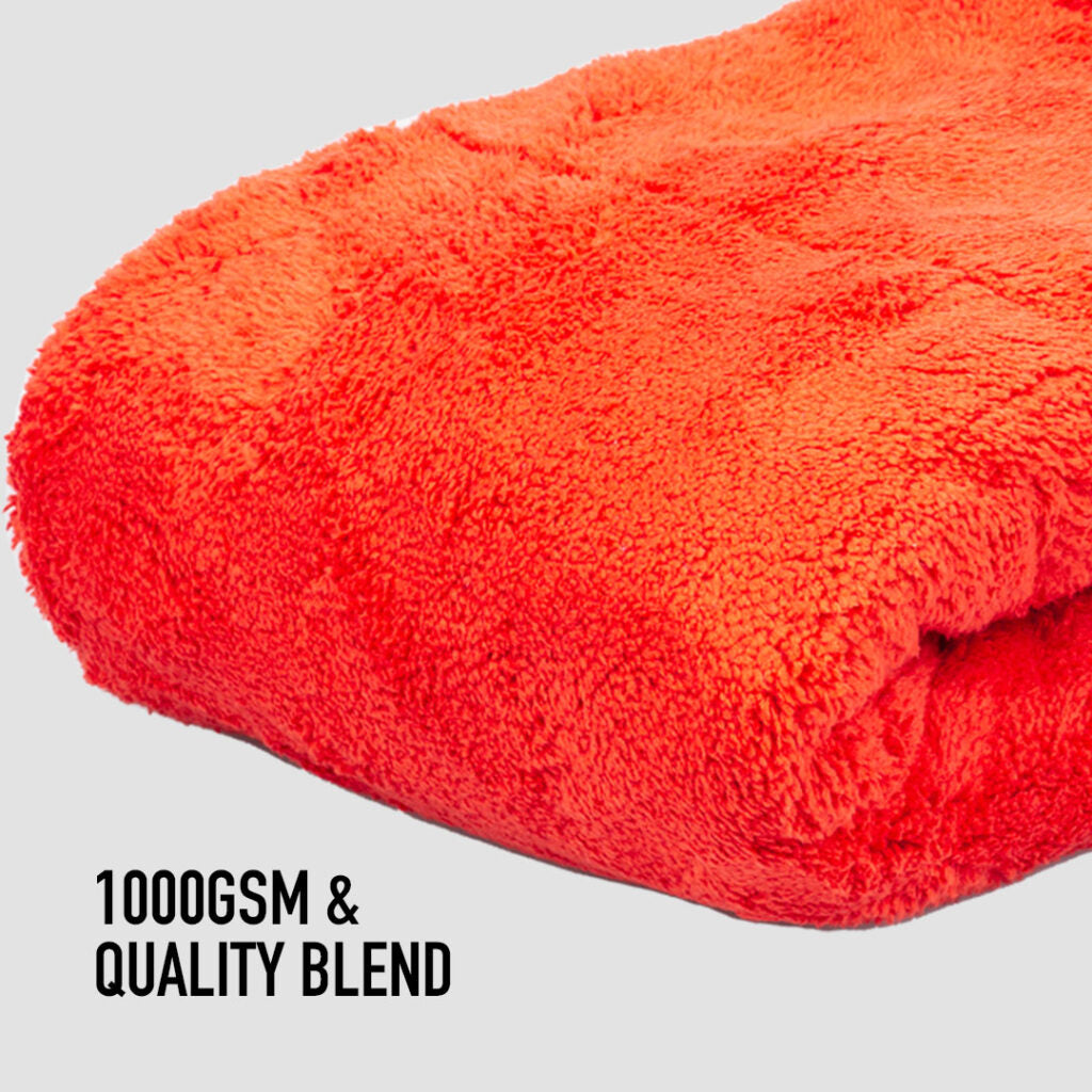 Car Drying Kit MaxShine’s Big Red lives up to its name in its size and absorbency. Dry all the large surfaces quickly and reach all the areas this towel can’t