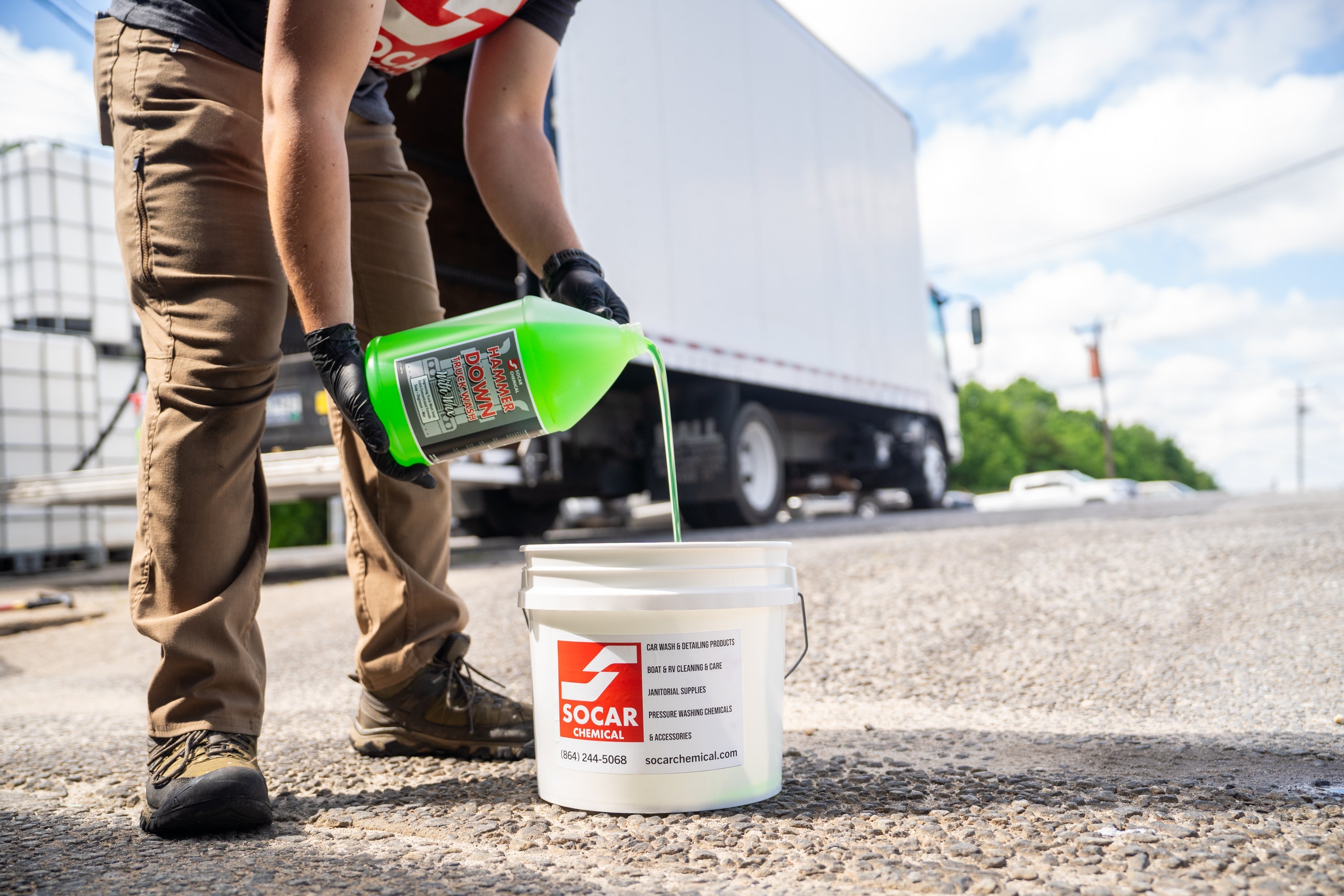 Hammer Down Truck Wash is a professional-grade concentrated cleaner for use on trucks and heavy equipment. Hammer Down Truck Wash is contains a safe