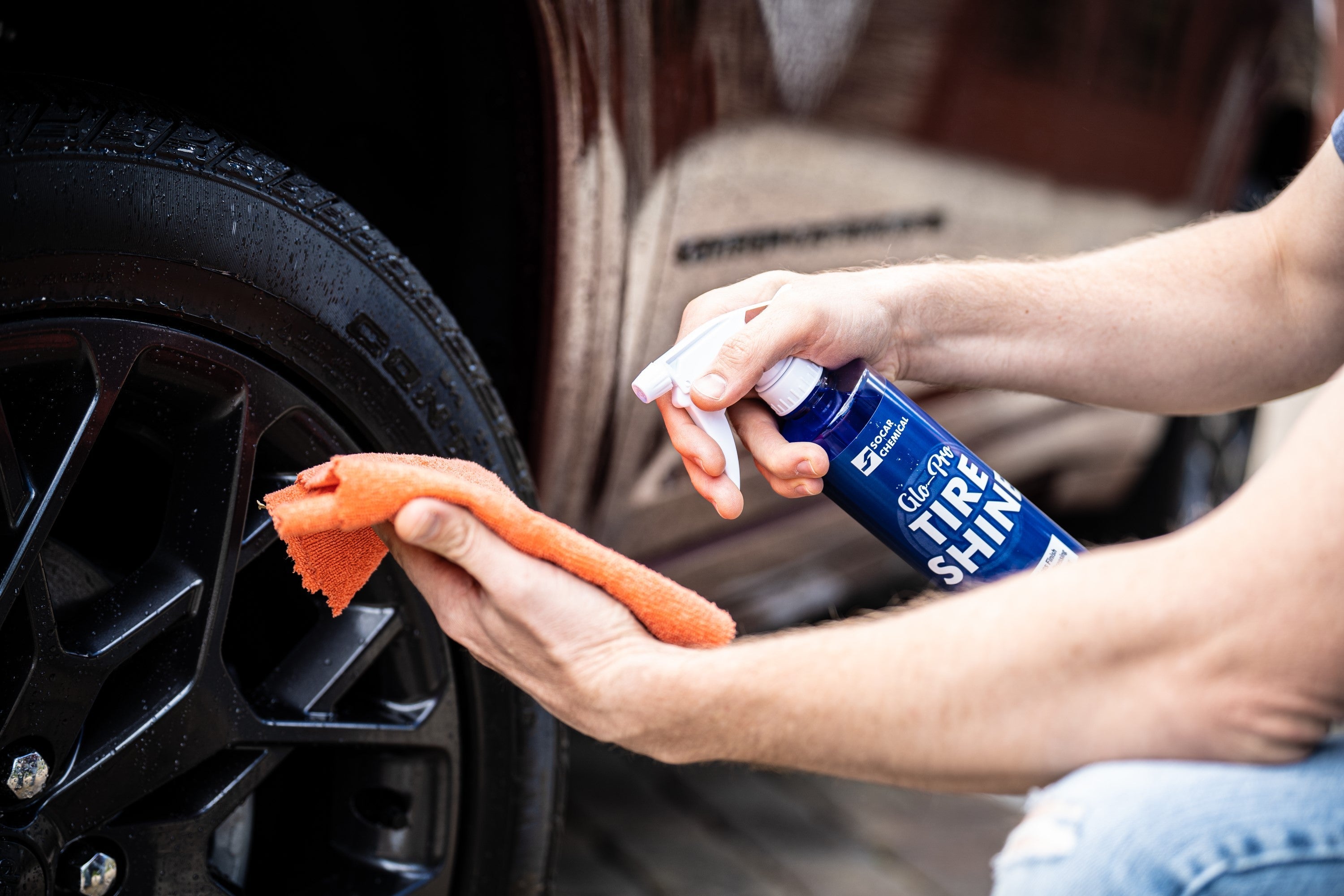 Eye Candy Extreme Tire Shine provides a durable high-gloss protective coating for rubber car tires. Eye Candy Extreme Tire Shine provides the ultimate