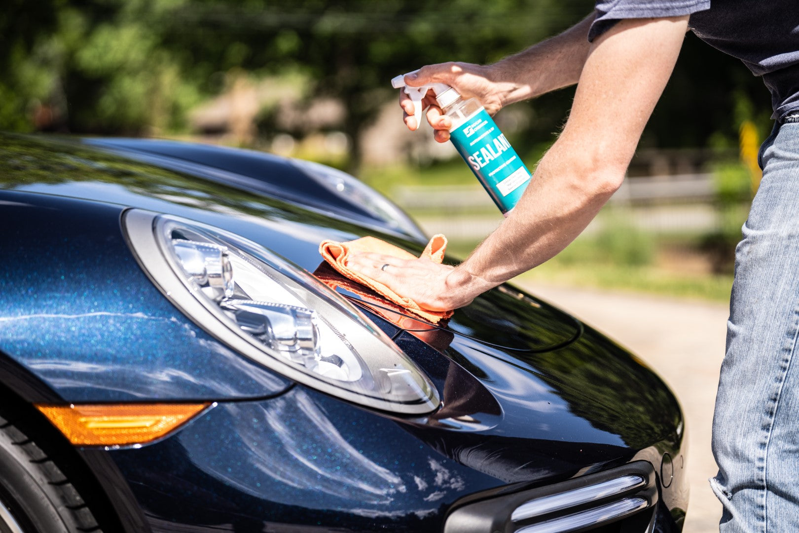 Socar Chemical Sealant is the best all-purpose coating for your car, truck, boat or RV. Sealant is scientifically formulated to protect the finish of your