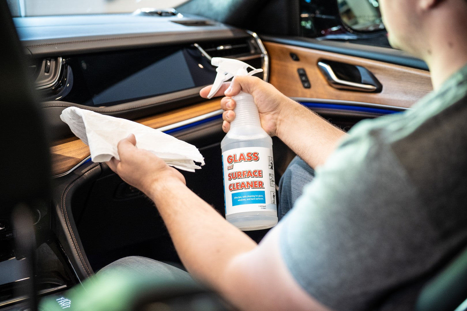 Bio-Safe Glass & Surface Cleaner is a simple, streak-free cleaner for mirrors, windows, windshields, and all types of hard surfaces. Glass & Surface Cleaner is