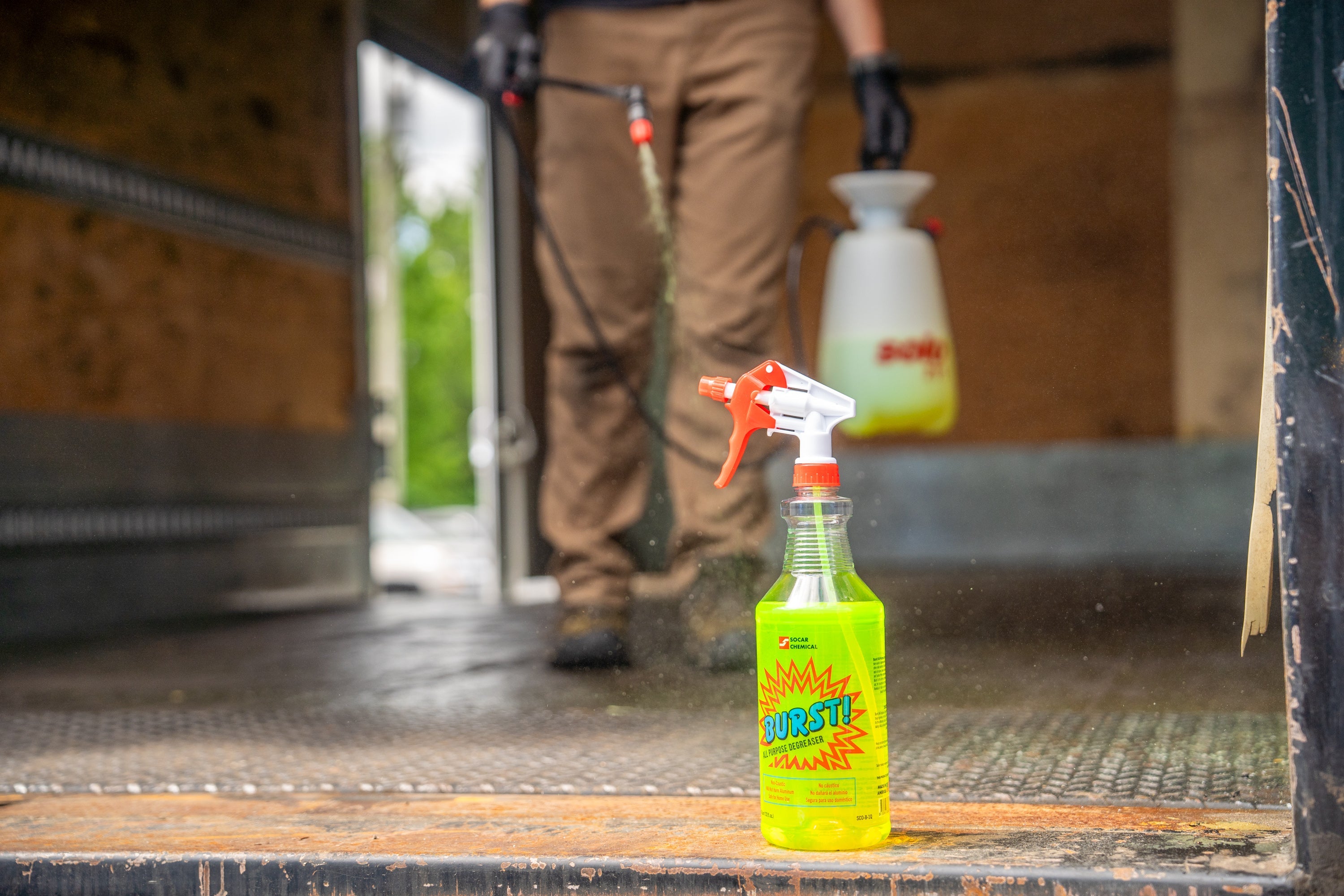 Burst! All-Purpose Degreaser is a specially blended non-caustic degreaser, which will not harm aluminum or other alloy surfaces. Burst! is especially suited