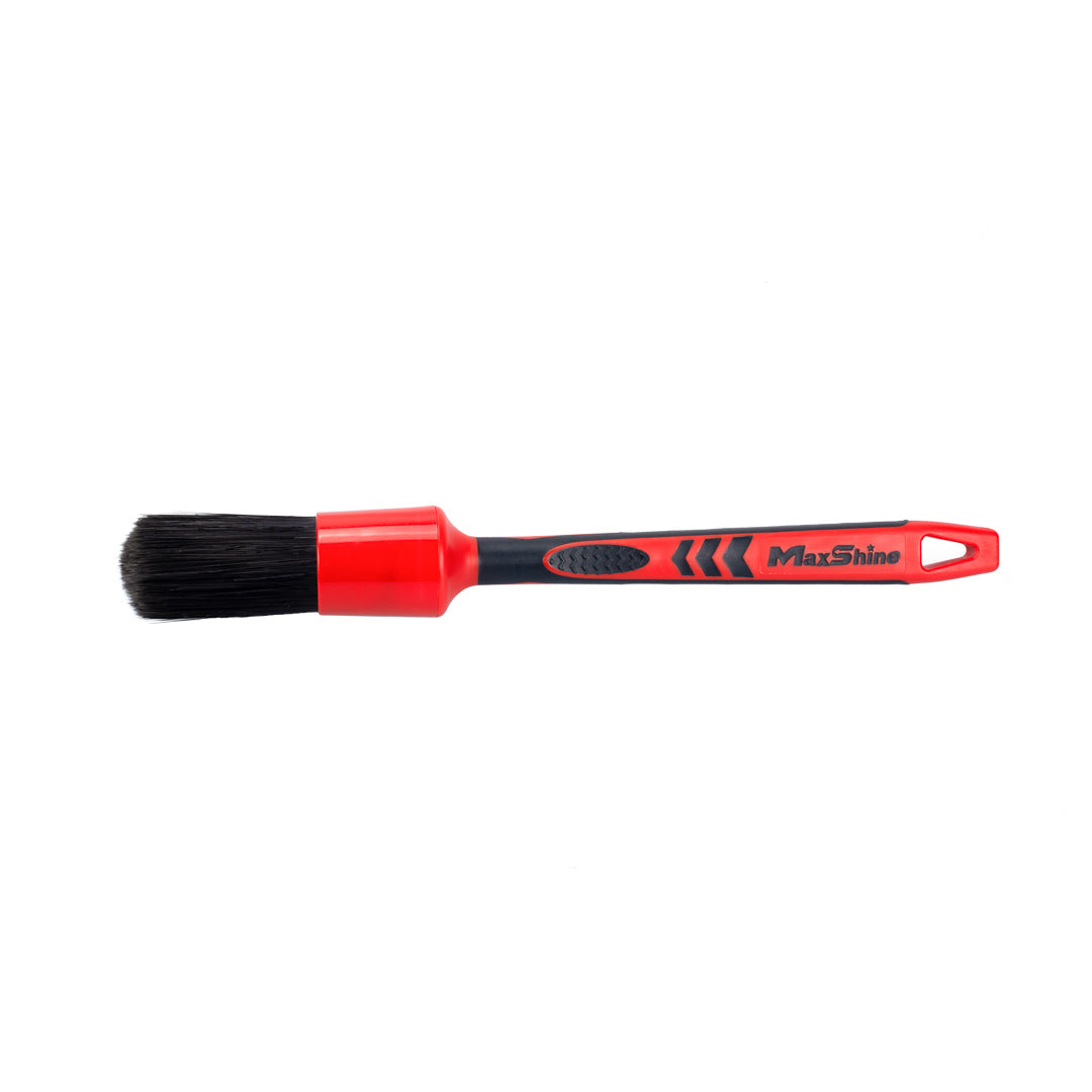 Detailing Brush Set - 3 Sizes The detailing brush set, made of soft and high-density PET bristles, works well on any car surface, especially in tight and