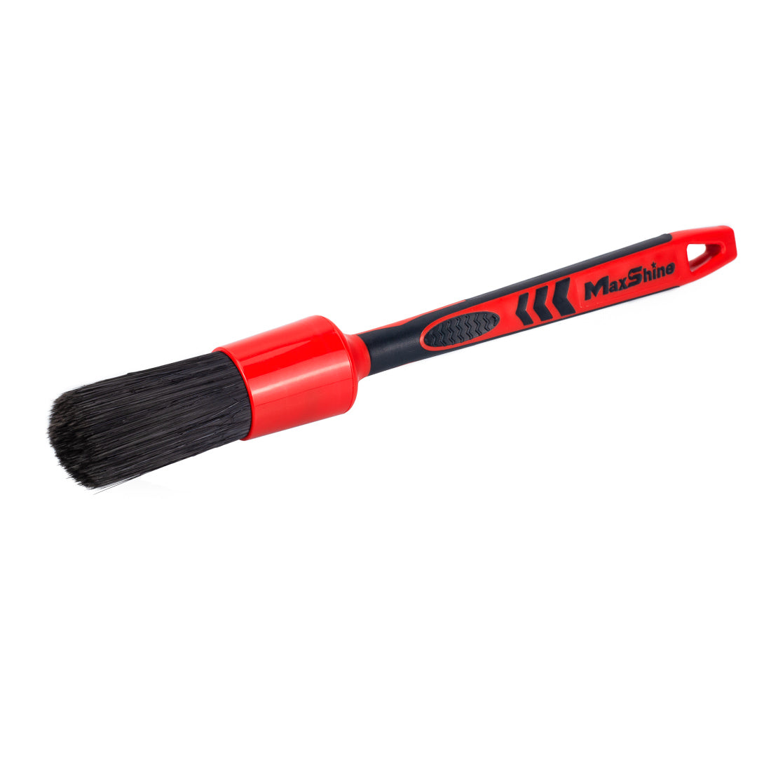 Detailing Brush Set - 3 Sizes The detailing brush set, made of soft and high-density PET bristles, works well on any car surface, especially in tight and