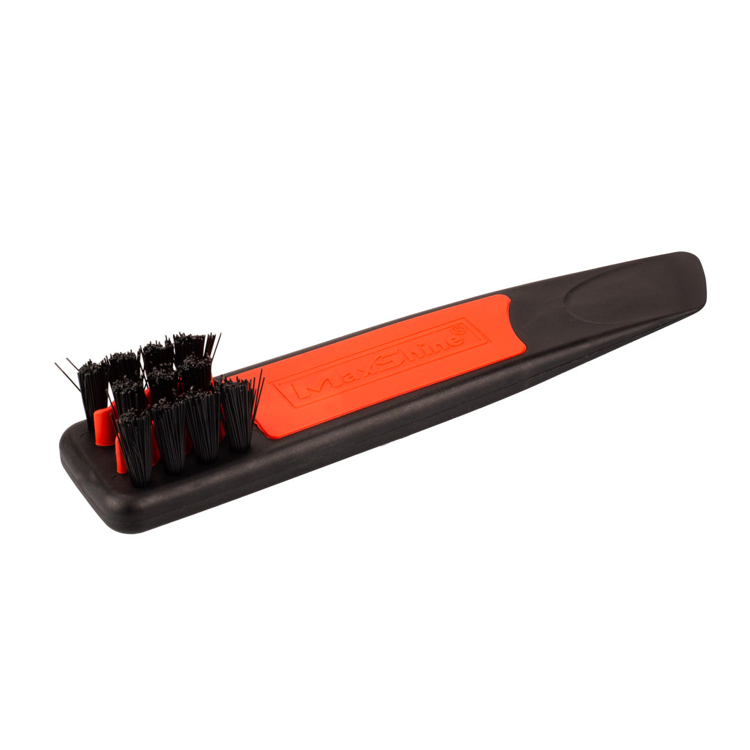 Foam Pad Cleaning Brush and Pad Removal Tool The foam pad cleaning brush is a dual-functional tool that works for cleaning the foam pad and removing it from