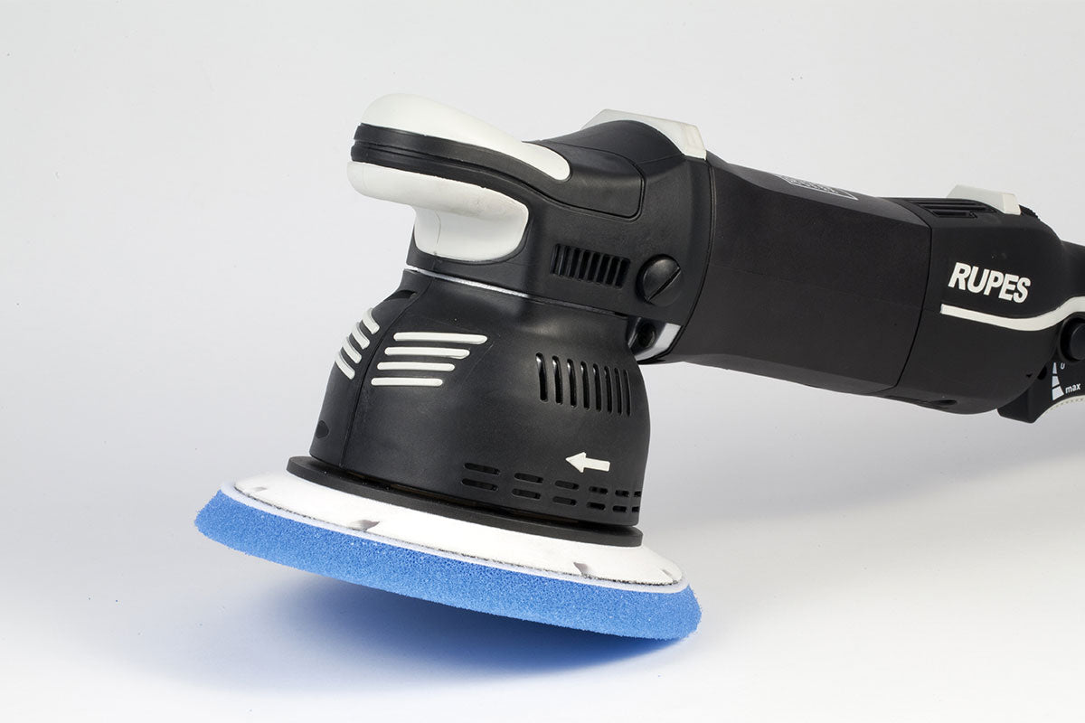 Rupes POLISHER, RUPES MILLE LK900E in use - professional detailing application