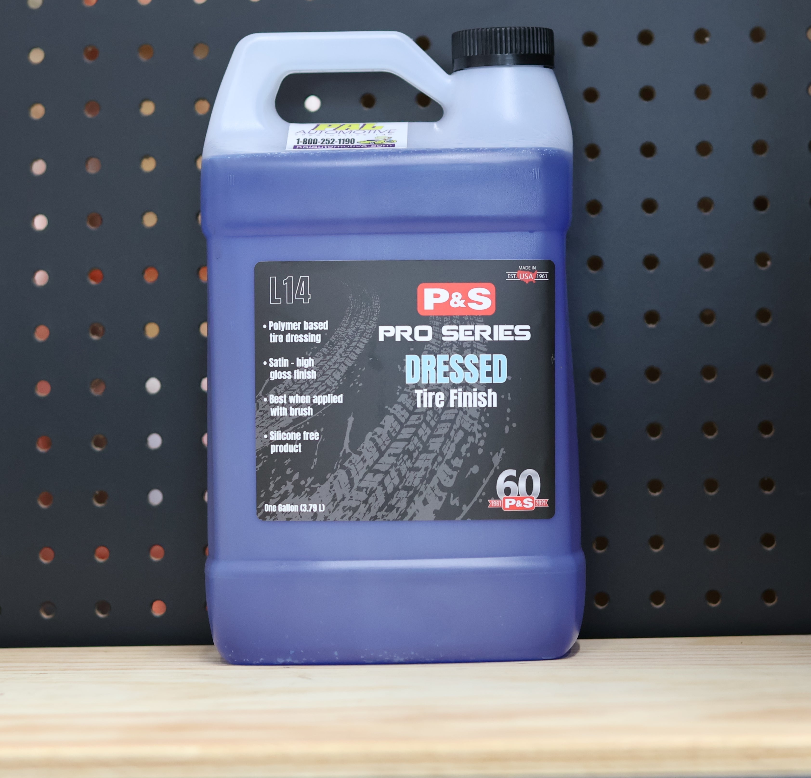P&S Detailing Products P&S DRESSED TIRE FINISH GALLON - professional auto detailing tool accessory
