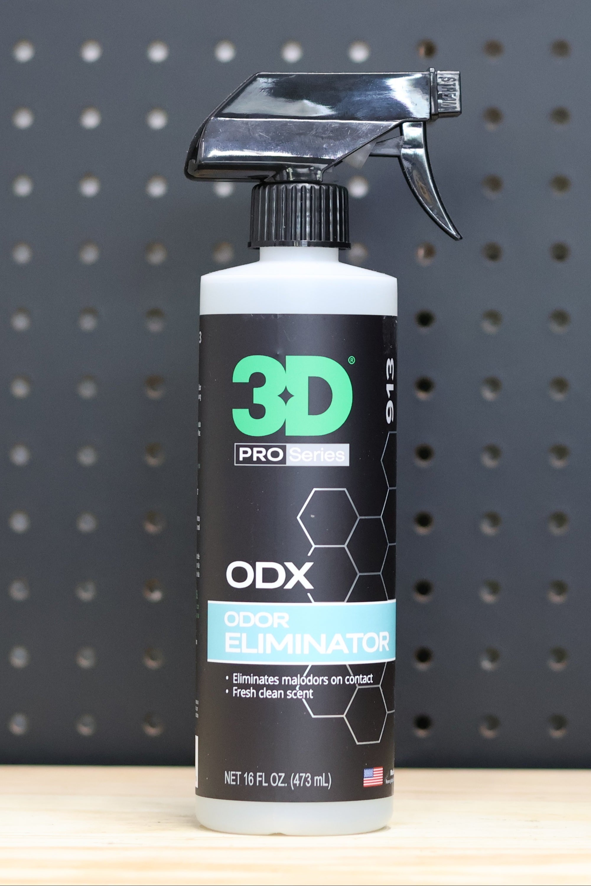 3D Car Care 3D ODOR X PINT in use - professional detailing application