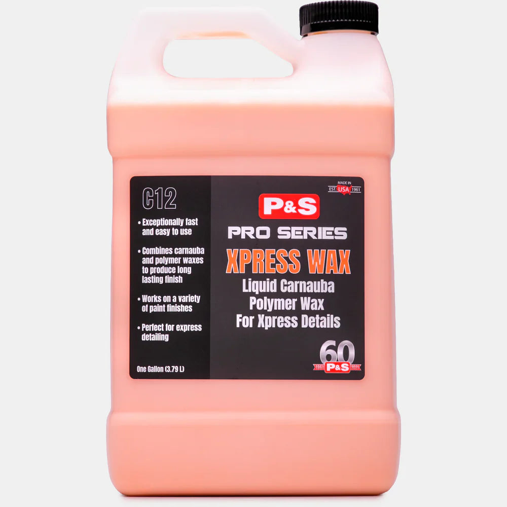 P&S Detailing Products P&S XPRESS WAX GALLON in use - professional detailing application