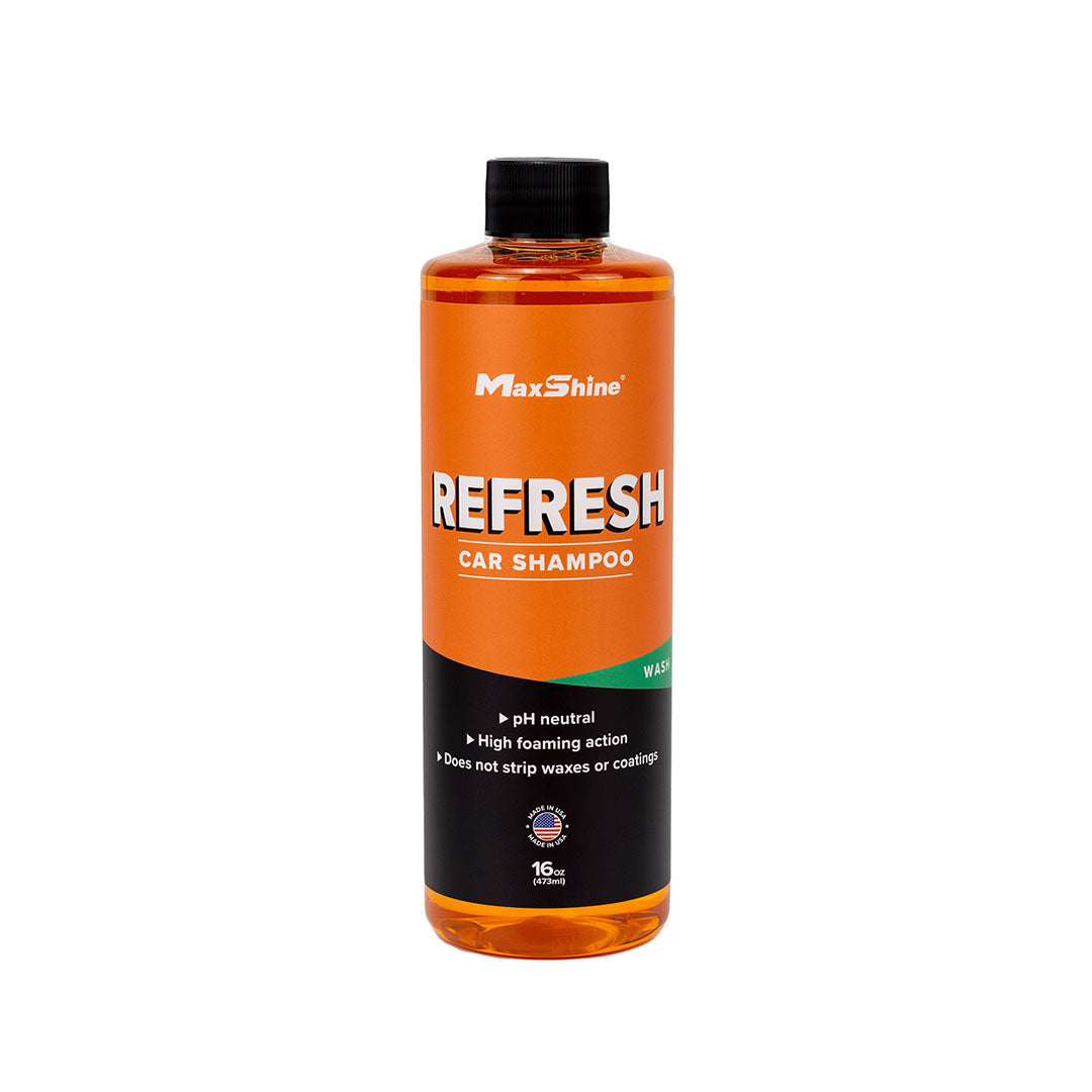 Maxshine Refresh Car Wash Shampoo - 16oz, 1gal in use - professional detailing application