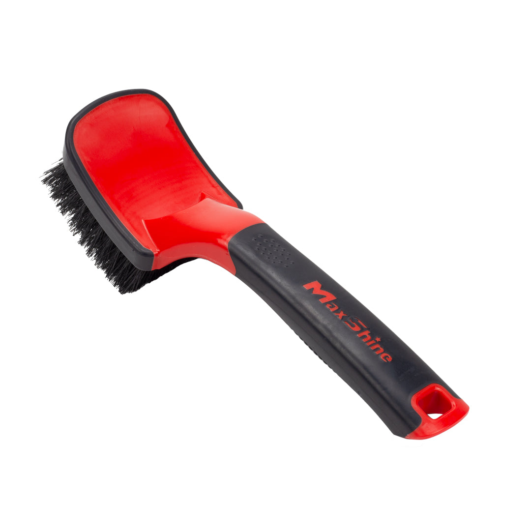 MaxShine Soft Grip Heavy Duty Tire Brush with Short Handle The coarse bristles of MaxShine’s Soft Grip Heavy Duty Tire Brush help break down stains on carpets