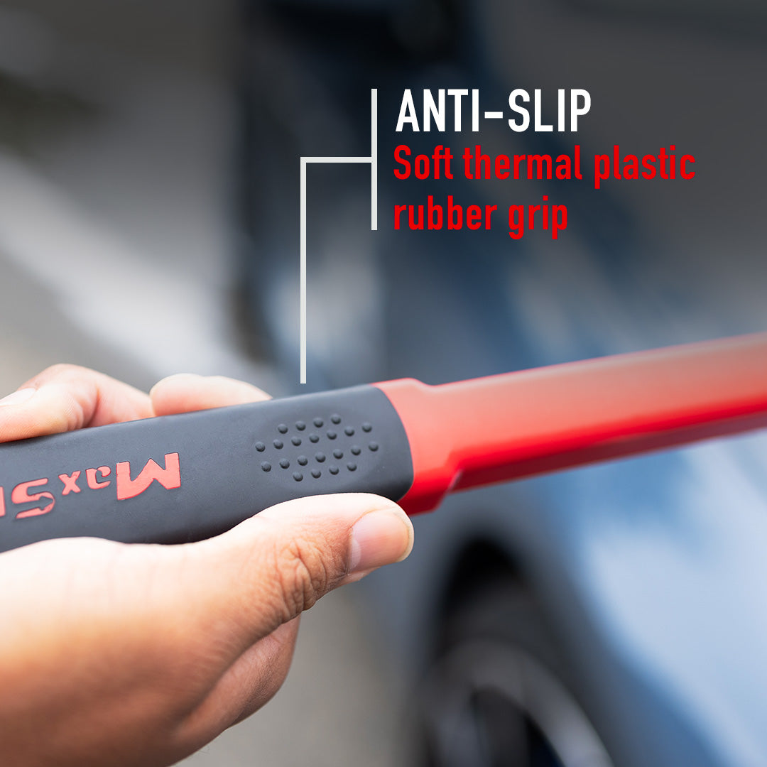 Wheel Cleaning Brush The wheel cleaning brushes, have soft and long handles, help to reach far into wheel wells and canvas convertible tops, safely removing