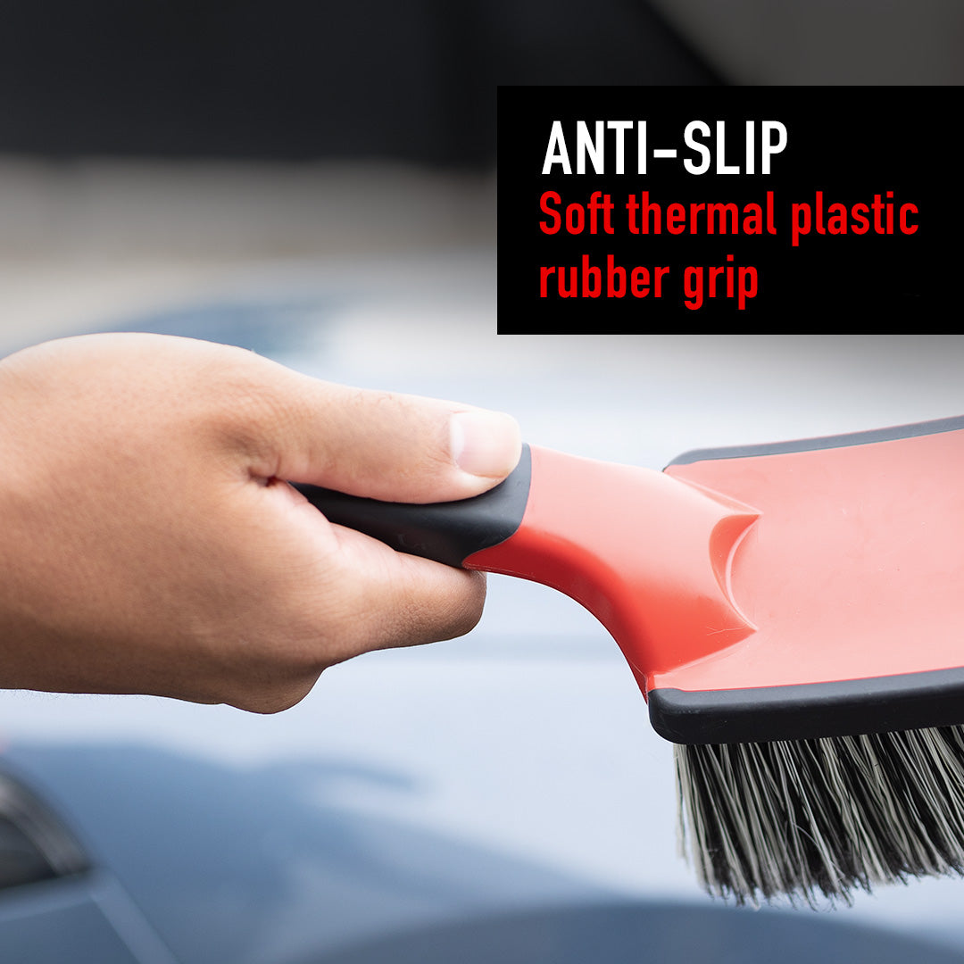 Rim Cleaning Brush - Ergonomic Design: Soft Grip, Safety Bumper, Easy Handle The rim cleaning brush, made of PET and PBT(light duty), produces the best result