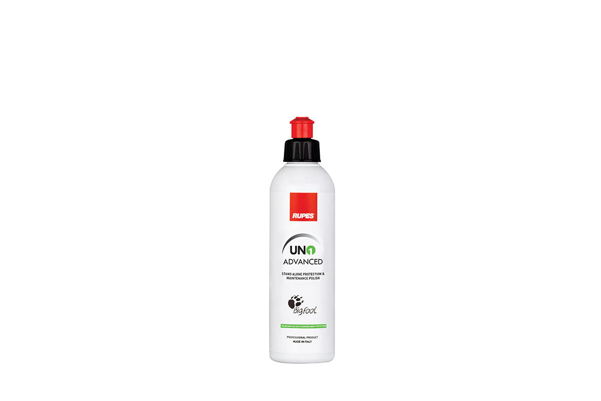 Rupes RUPES UNO ADVANCED 250 ML in use - professional detailing application