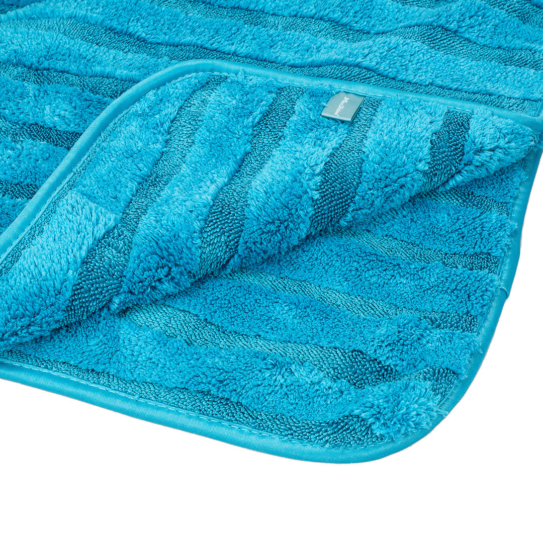 Extra Soft Towels Twisted Loop and Coral Velvet The texture of these extra soft towels ensure a gentle touch on surfaces, while the exceptional absorbency