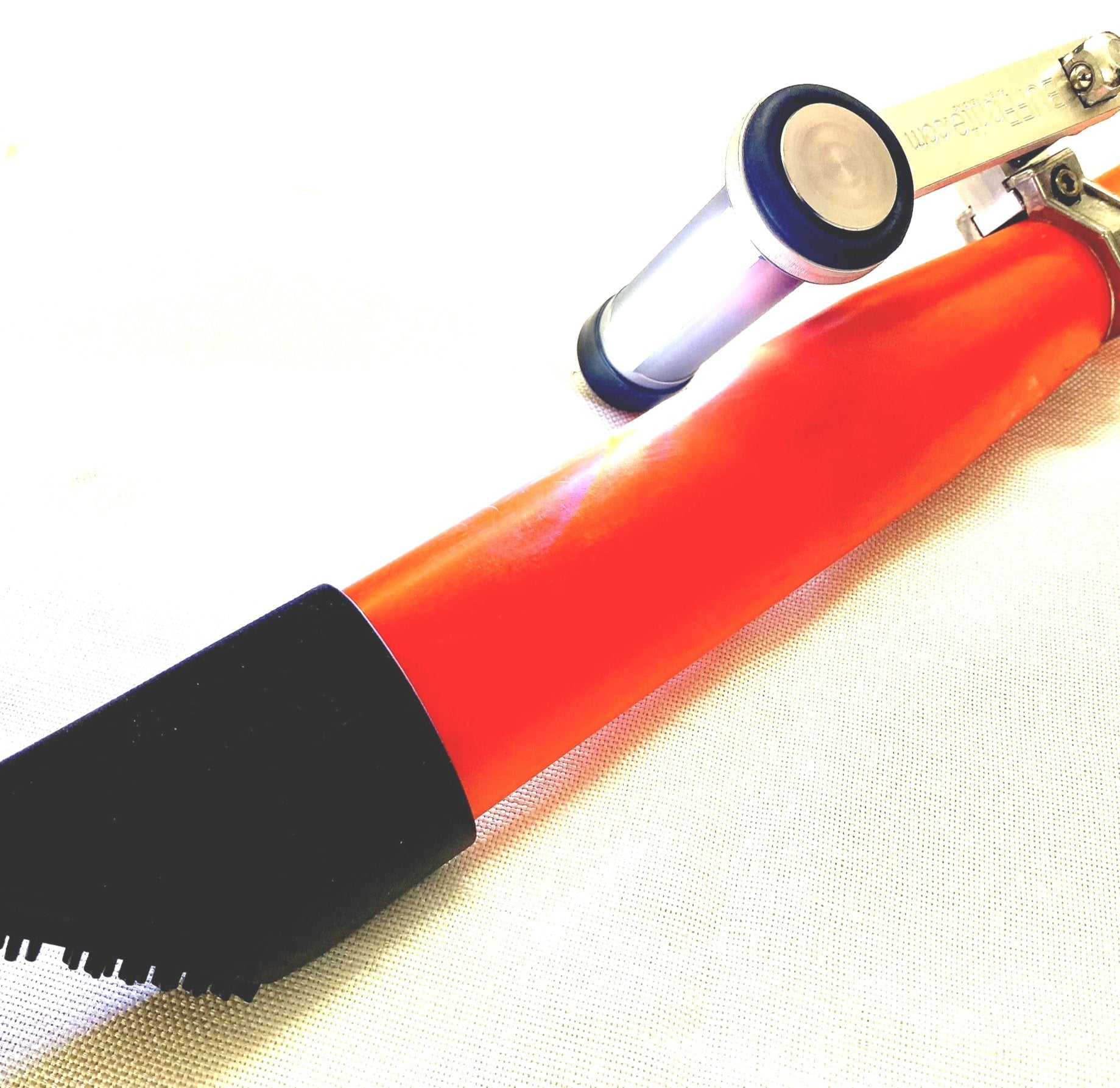 The Ultimate Flamethrower III Bundle gives you every attachment, every Fur Eel tool, and the handy Hammerhead Upholstery Tool — all at over $100 in savings .