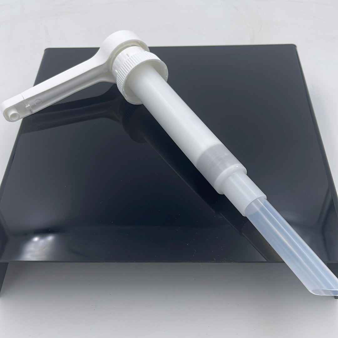 3D No-Drip Pump Dispenser 20 cc / 38-400 - front product view