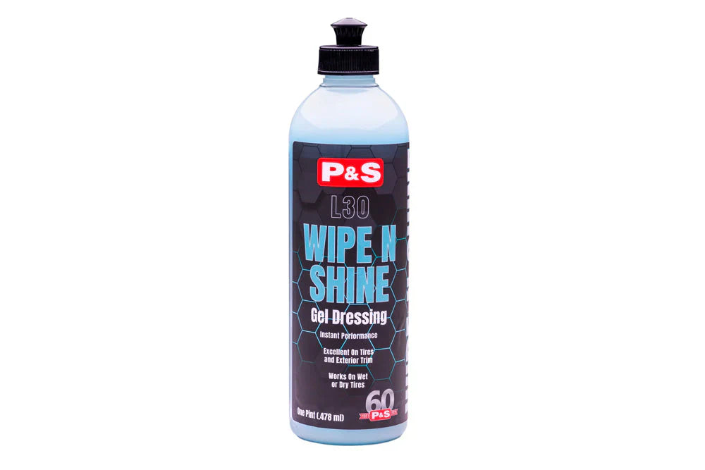 P&S Detailing Products P&S WIPE N SHINE PINT in use - professional detailing application