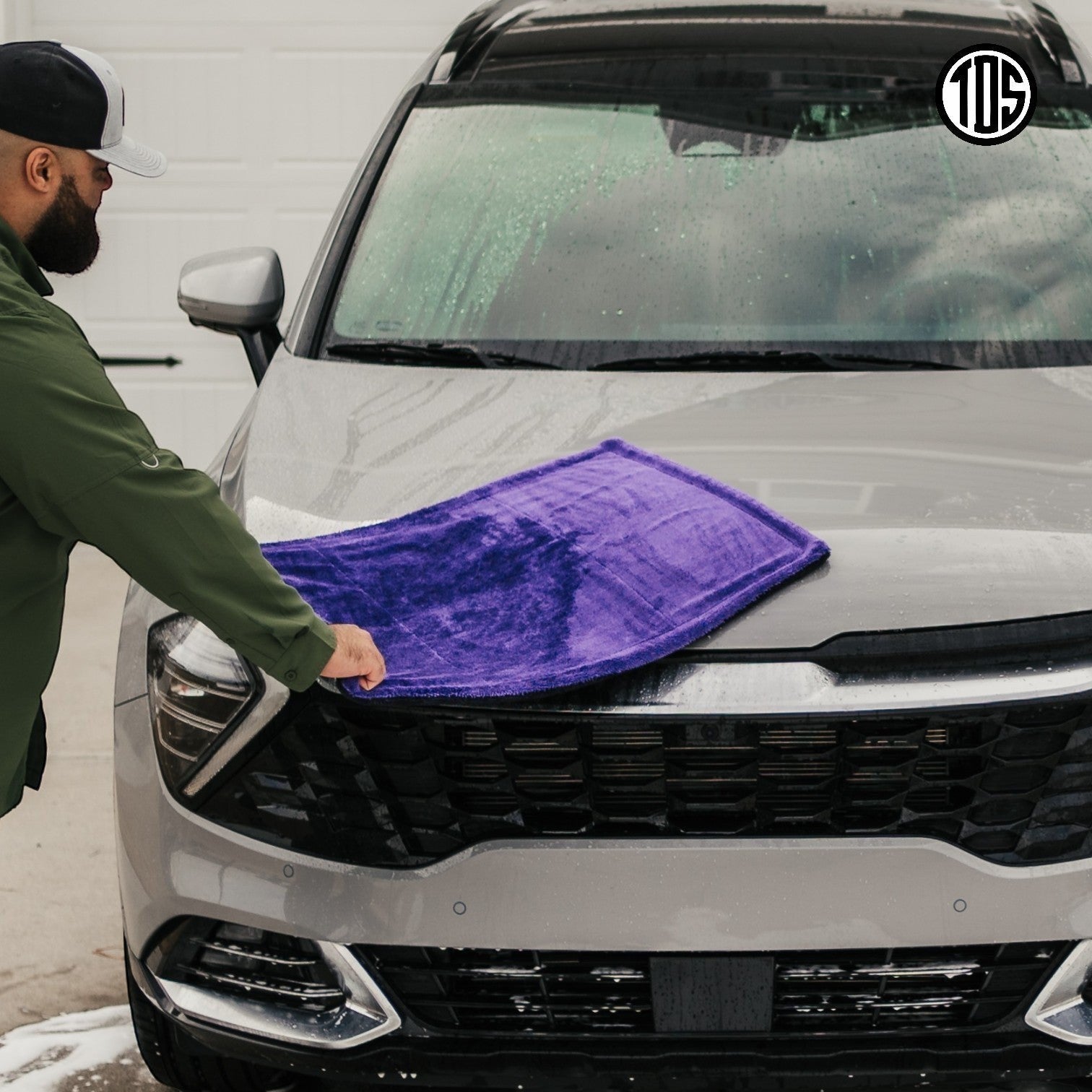 That Detail Shop purple microfiber drying towel on a grey car hood, 1600 GSM, 20x30 inch