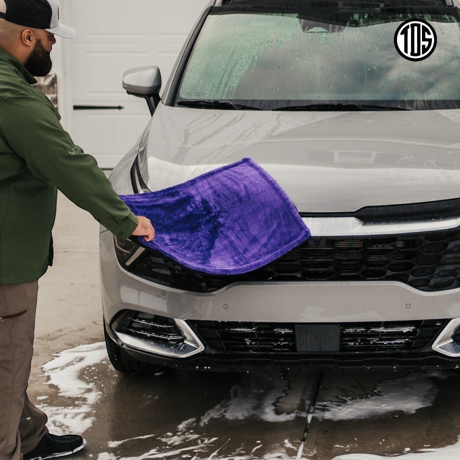 That Detail Shop purple microfiber drying towel with 1600 GSM dual twisted-loop weave, 20x30 in.
